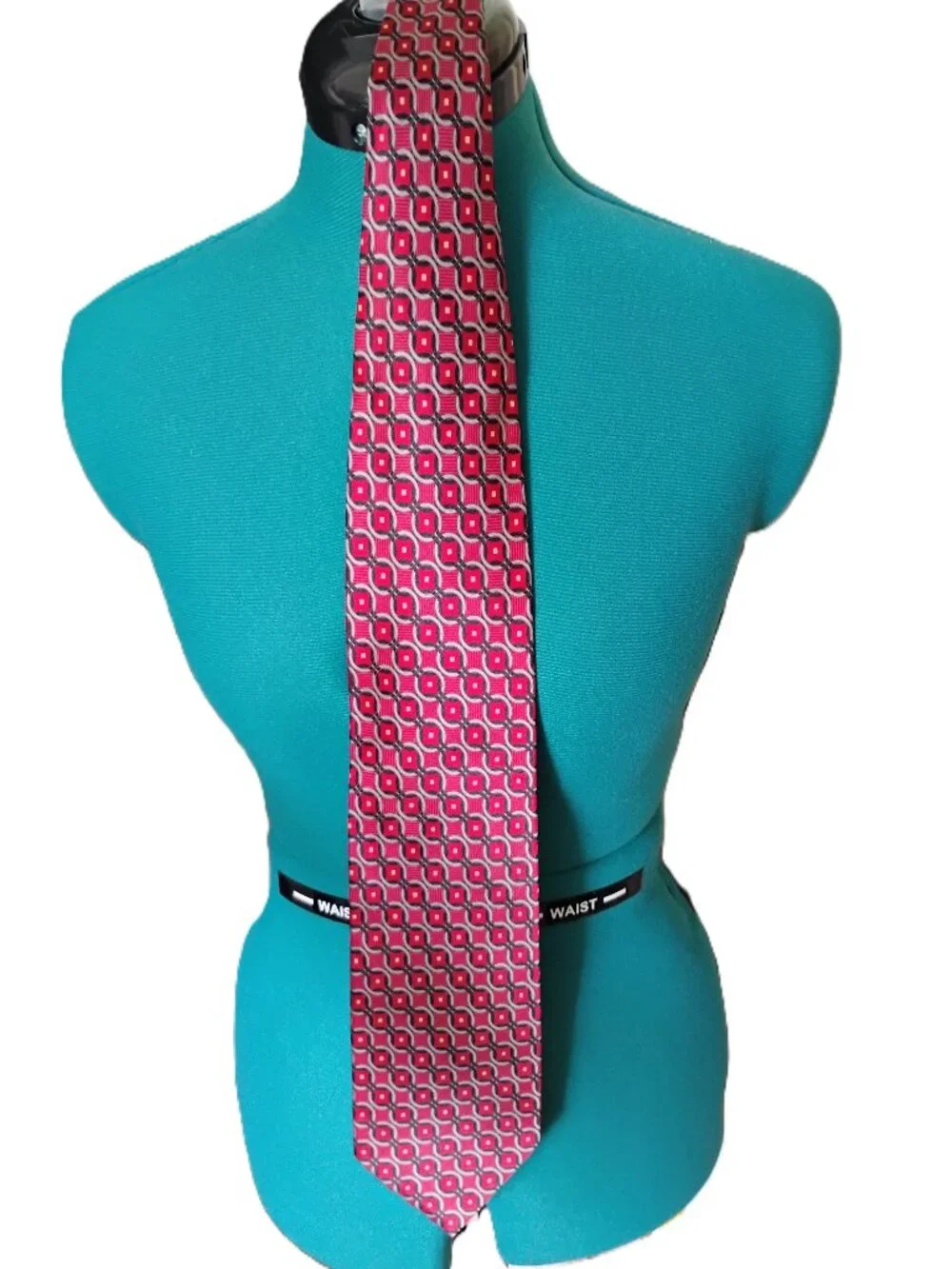 Giorgio Brutini Red Geometric Silk Necktie, Collezione